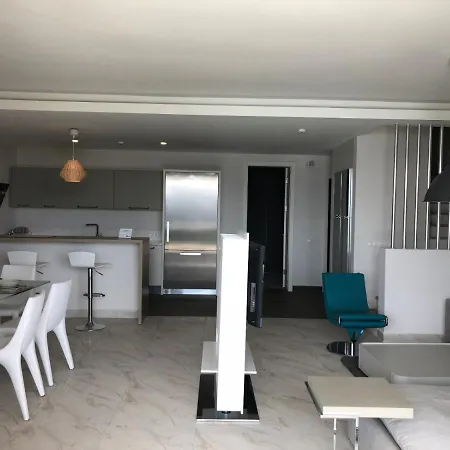 Mugla Bodrum Guendogan'Da Haftalik Kiralik Lueks Villa וילה