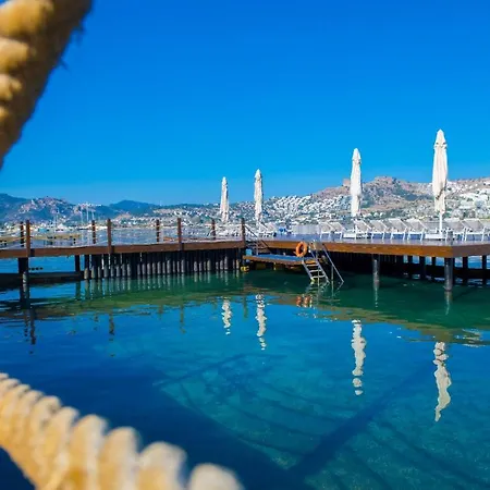 Mugla Bodrum Guendogan'Da Haftalik Kiralik Lueks Villa וילה