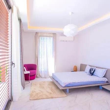 Mugla Bodrum Guendogan'Da Haftalik Kiralik Lueks Villa וילה *